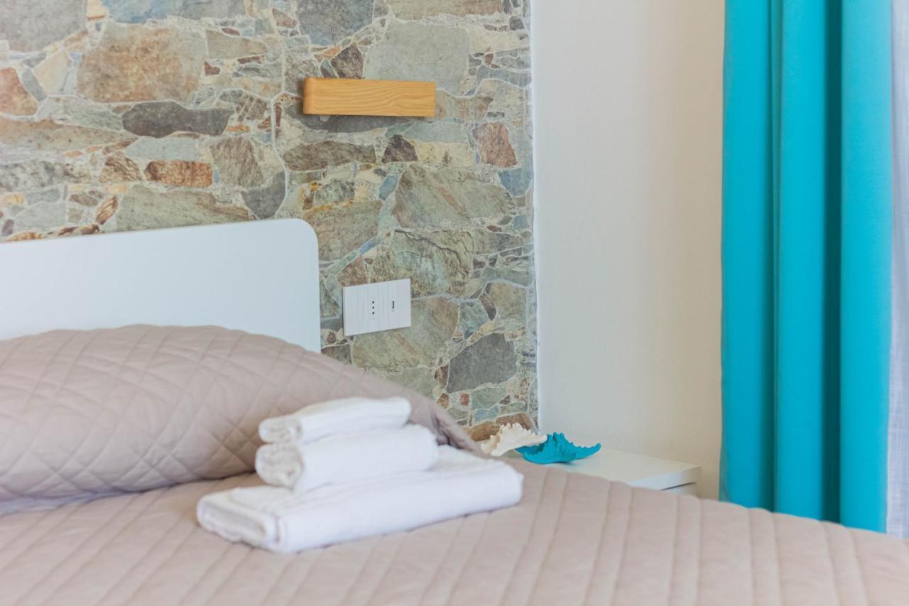 Roccabianca Rooms & Studios Stintino Luaran gambar