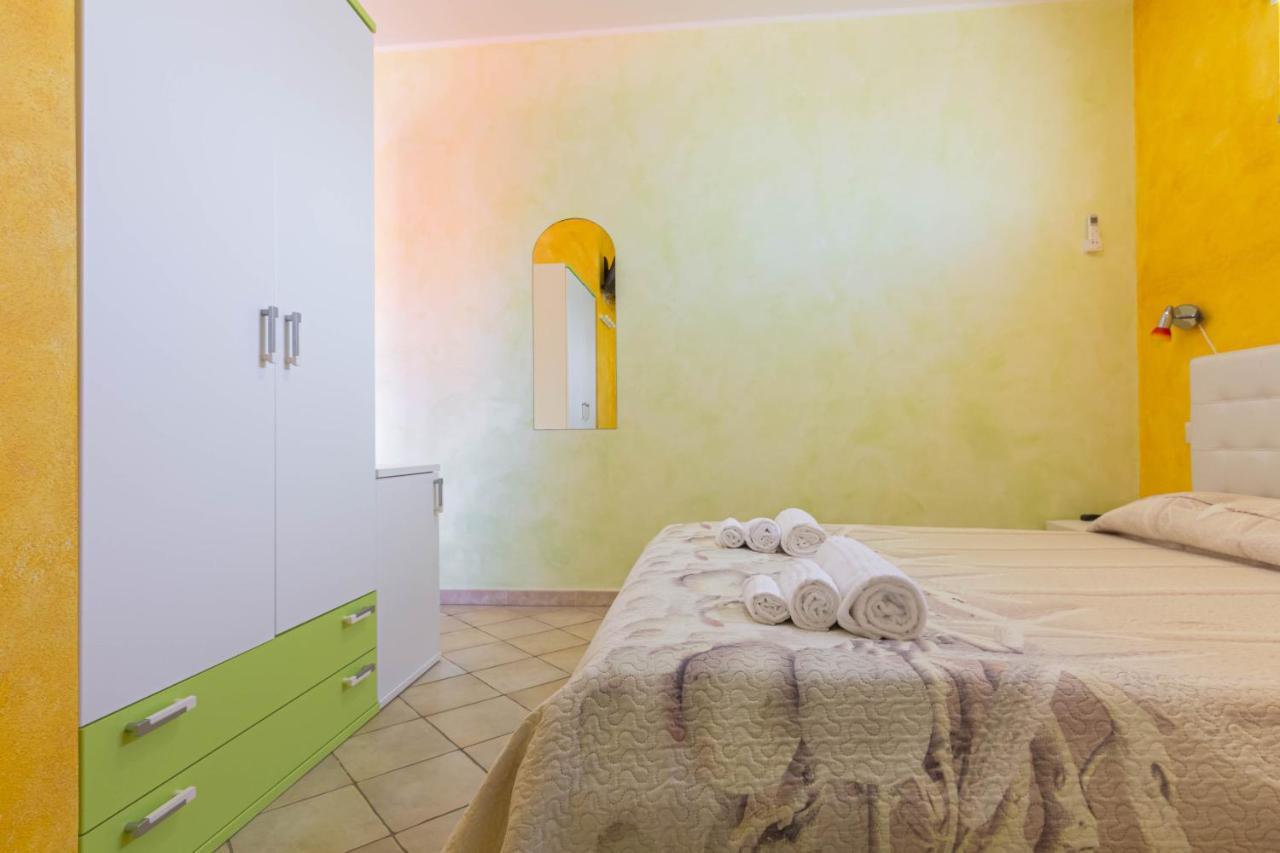 Roccabianca Rooms & Studios Stintino Luaran gambar