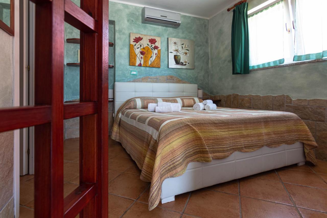Roccabianca Rooms & Studios Stintino Luaran gambar