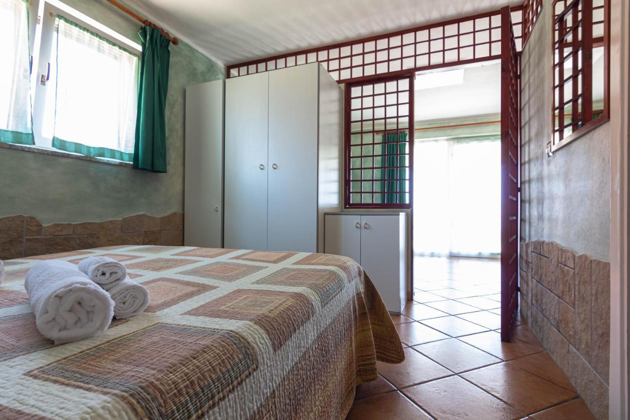 Roccabianca Rooms & Studios Stintino Luaran gambar