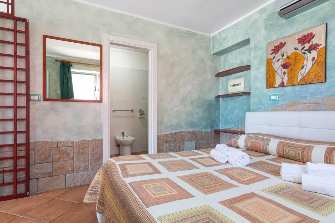 Roccabianca Rooms & Studios Stintino Luaran gambar